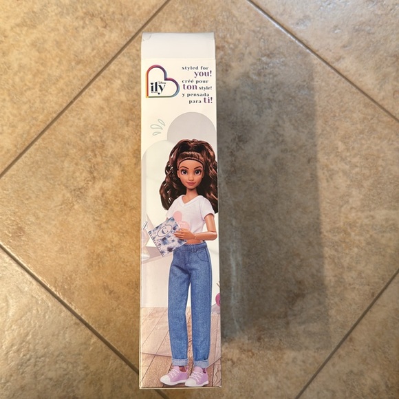 ILY Cinderella Accessory Pack Disney

Inspired by Cinderella - no doll included - Picture 3 of 8